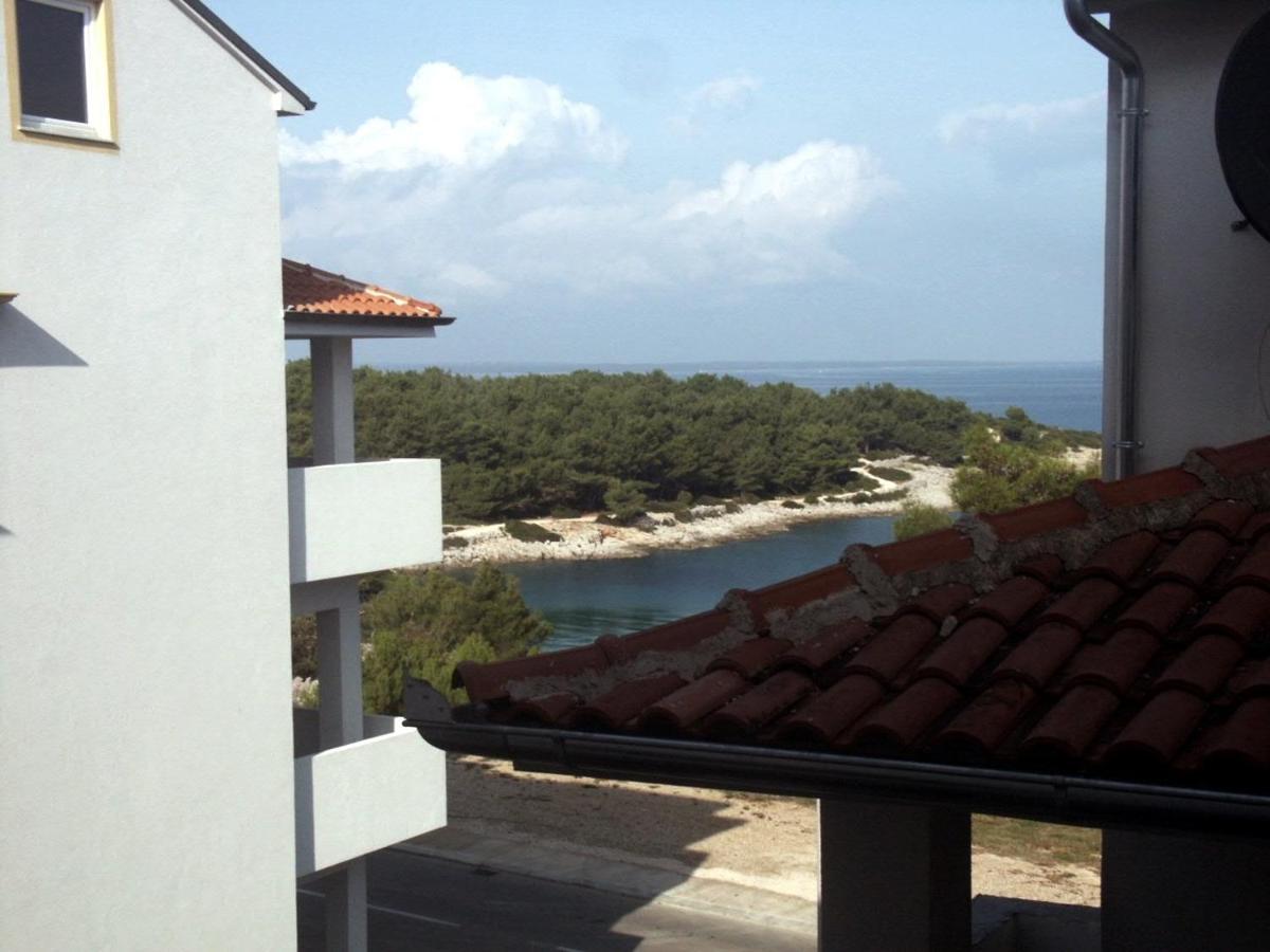 Apartments With A Parking Space Mali Lošinj Exterior foto