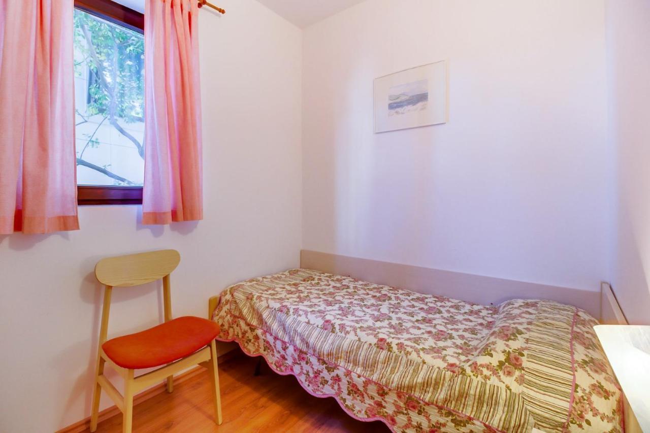 Apartments With A Parking Space Mali Lošinj Exterior foto