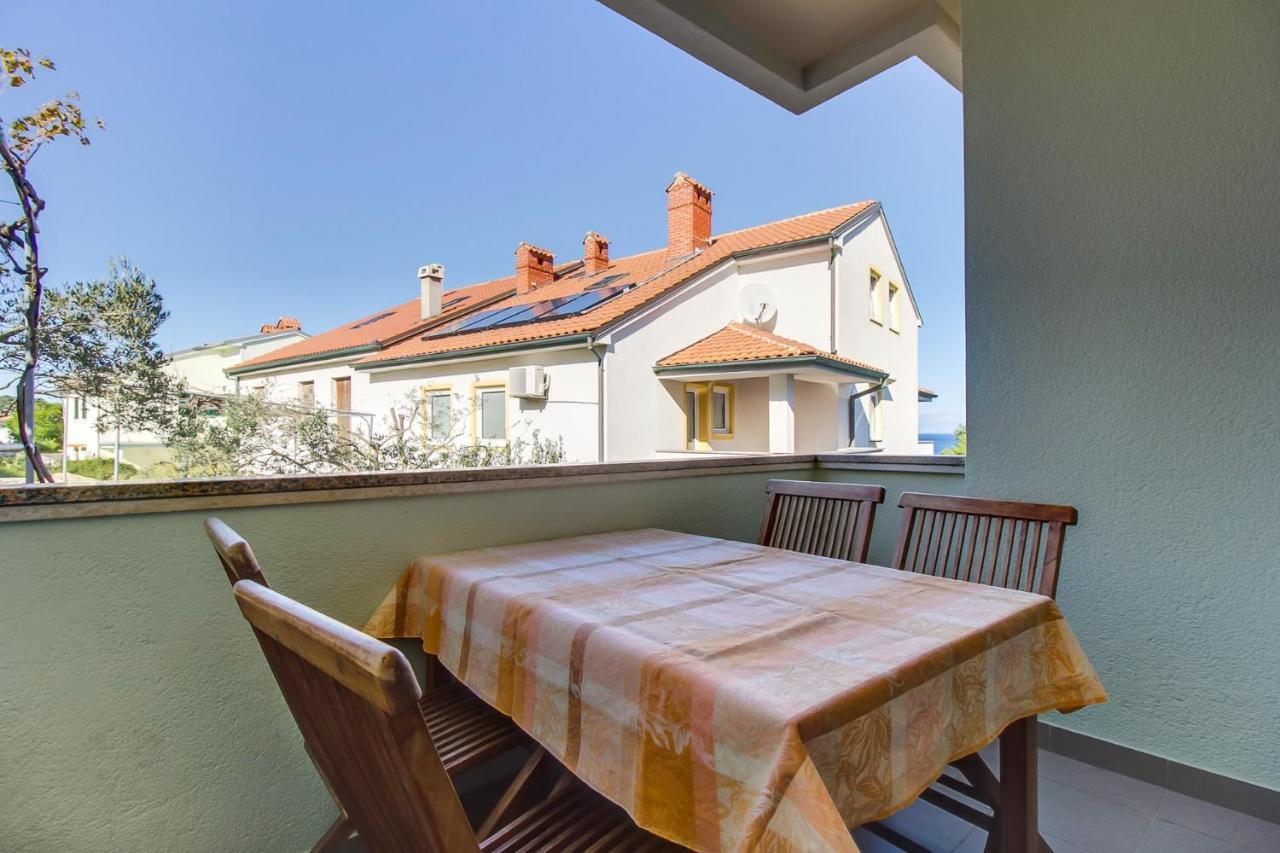 Apartments With A Parking Space Mali Lošinj Exterior foto