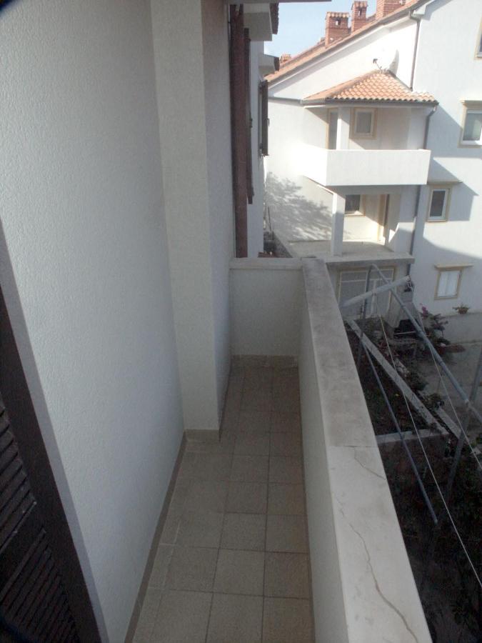 Apartments With A Parking Space Mali Lošinj Exterior foto